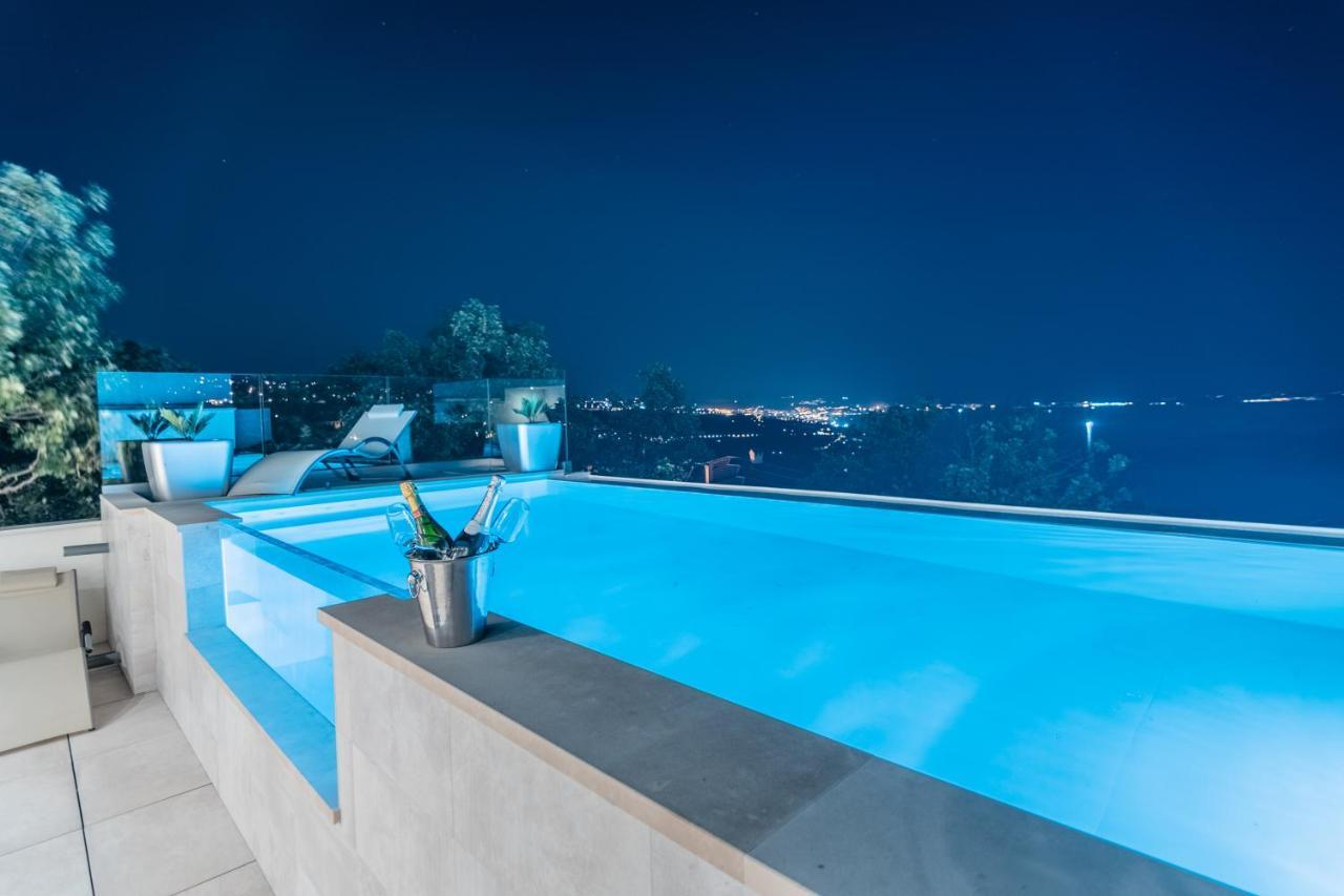Villa The Boat With Rooftop Pool Matulji Dış mekan fotoğraf