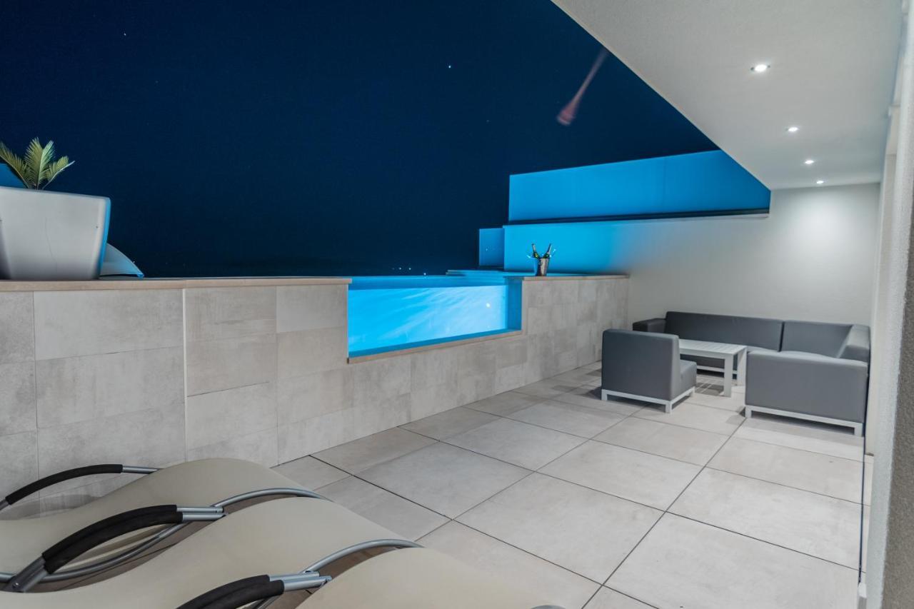 Villa The Boat With Rooftop Pool Matulji Dış mekan fotoğraf